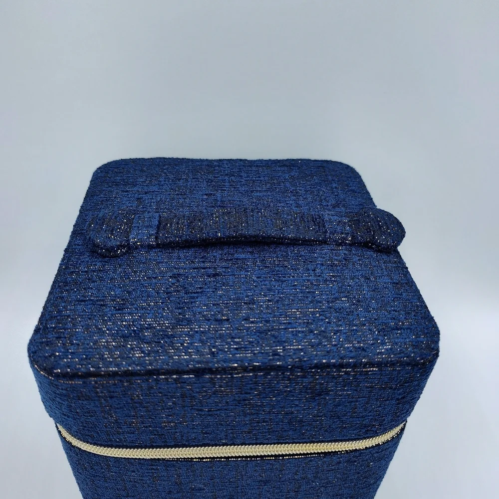 CHANEL Beauté Blue Tweed Vanity Cosmetic Train Case Zippered Beauty Organizer